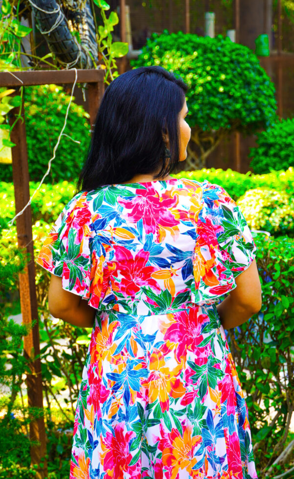 Big Floral Multicolor Maxi Dress - Image 6